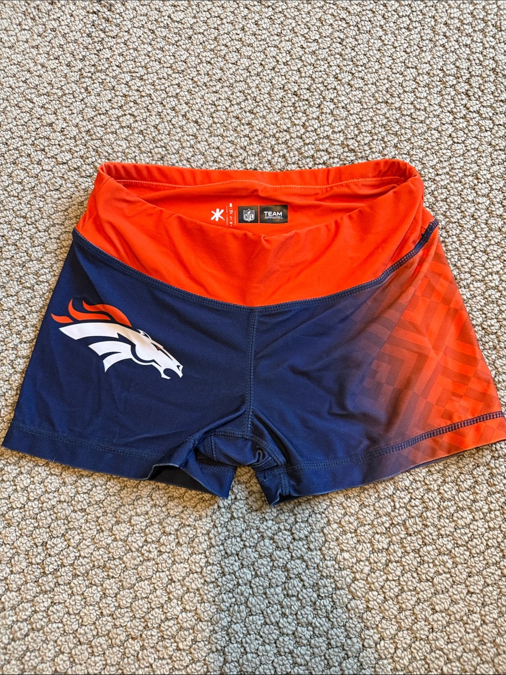 NFL Team Apparel Broncos Orange & Navy Athletic 2” Shorts, size Small